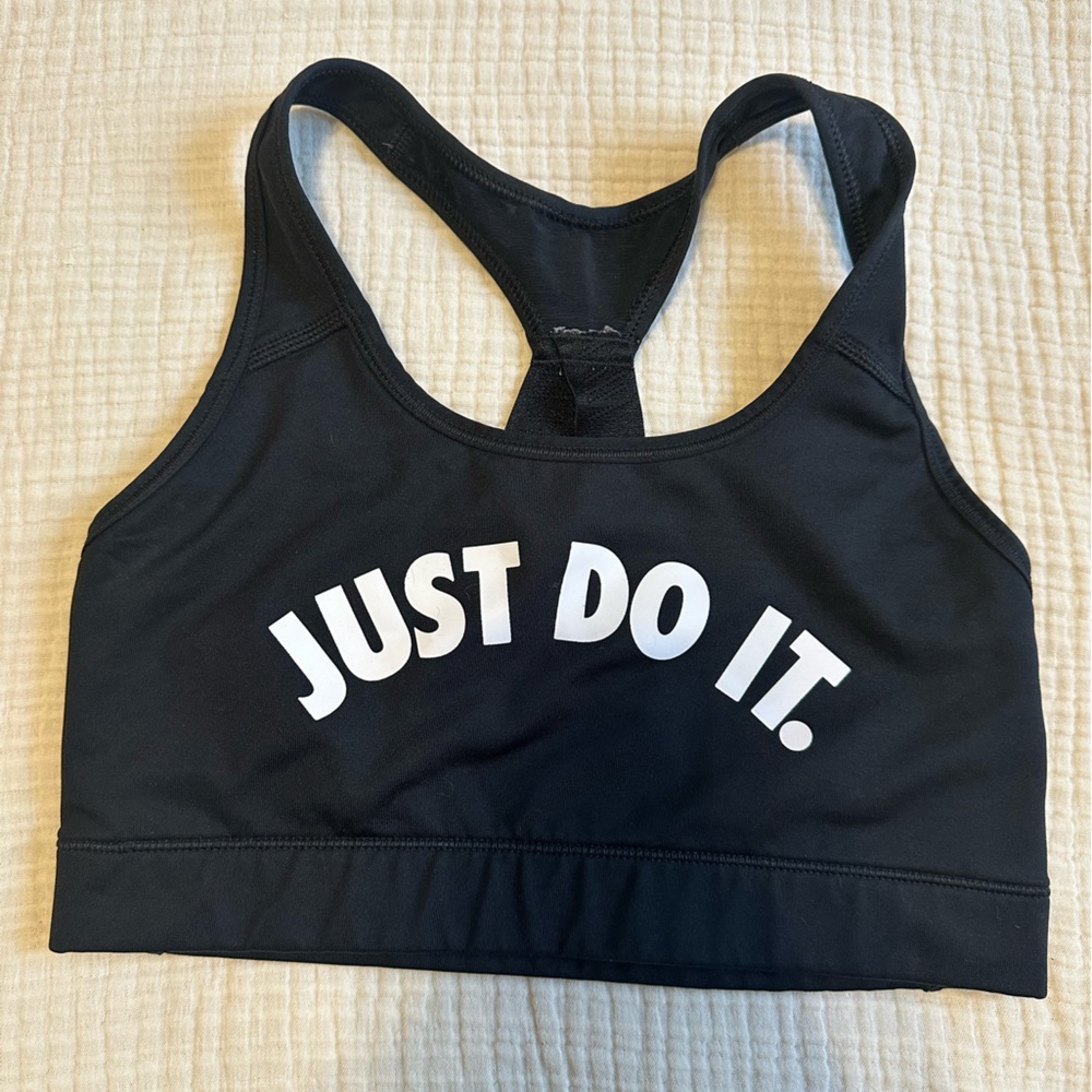 Nike Black Sports Bra - Picture 1 of 2